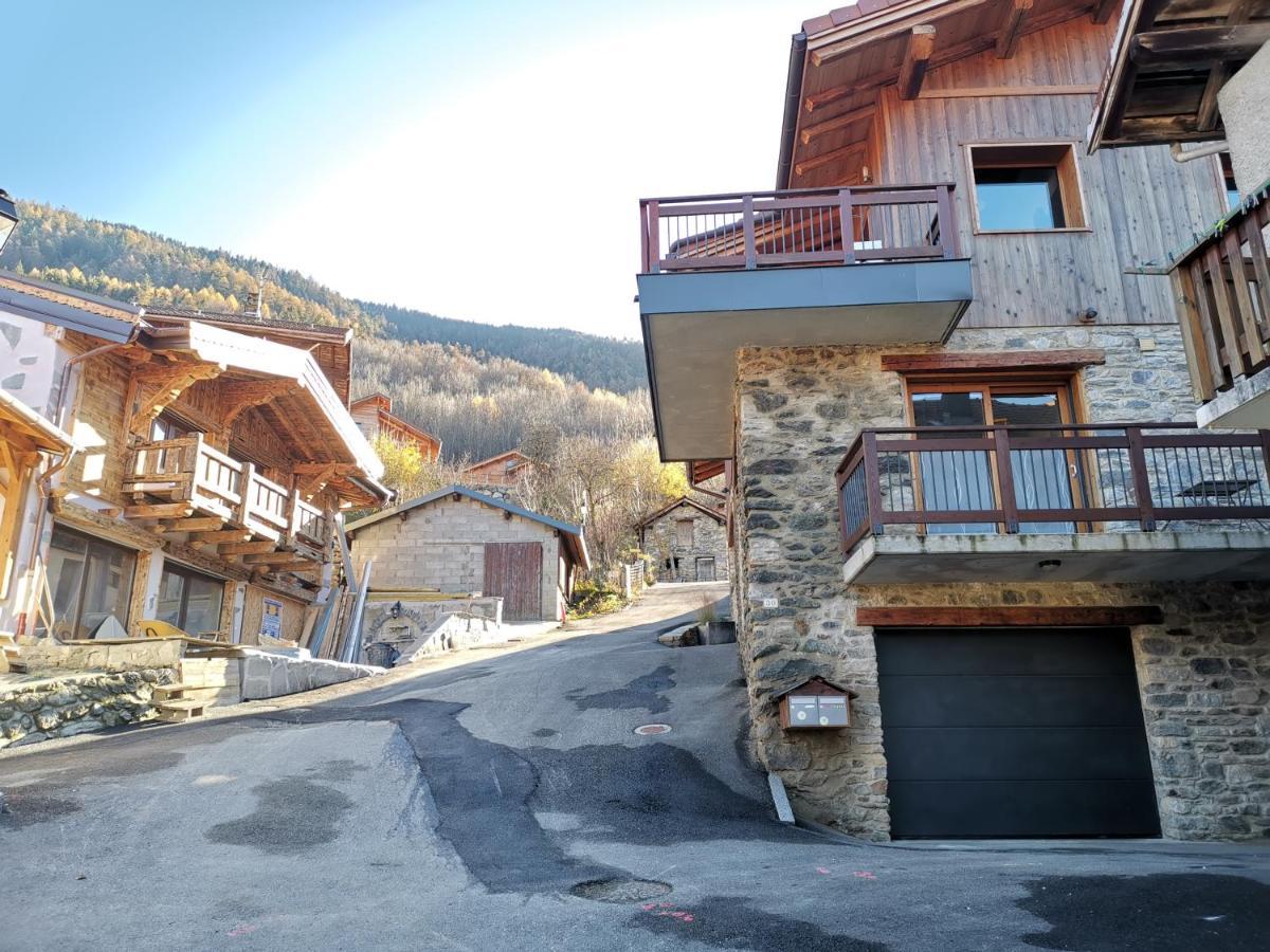 Maison De Village Au Pied Des 3 Vallees Villarlurin Dış mekan fotoğraf