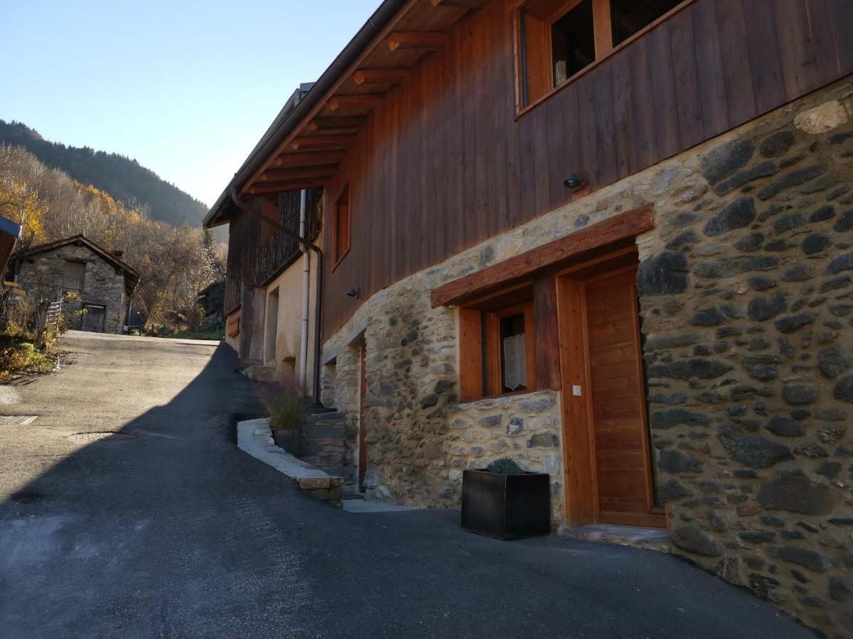 Maison De Village Au Pied Des 3 Vallees Villarlurin Dış mekan fotoğraf