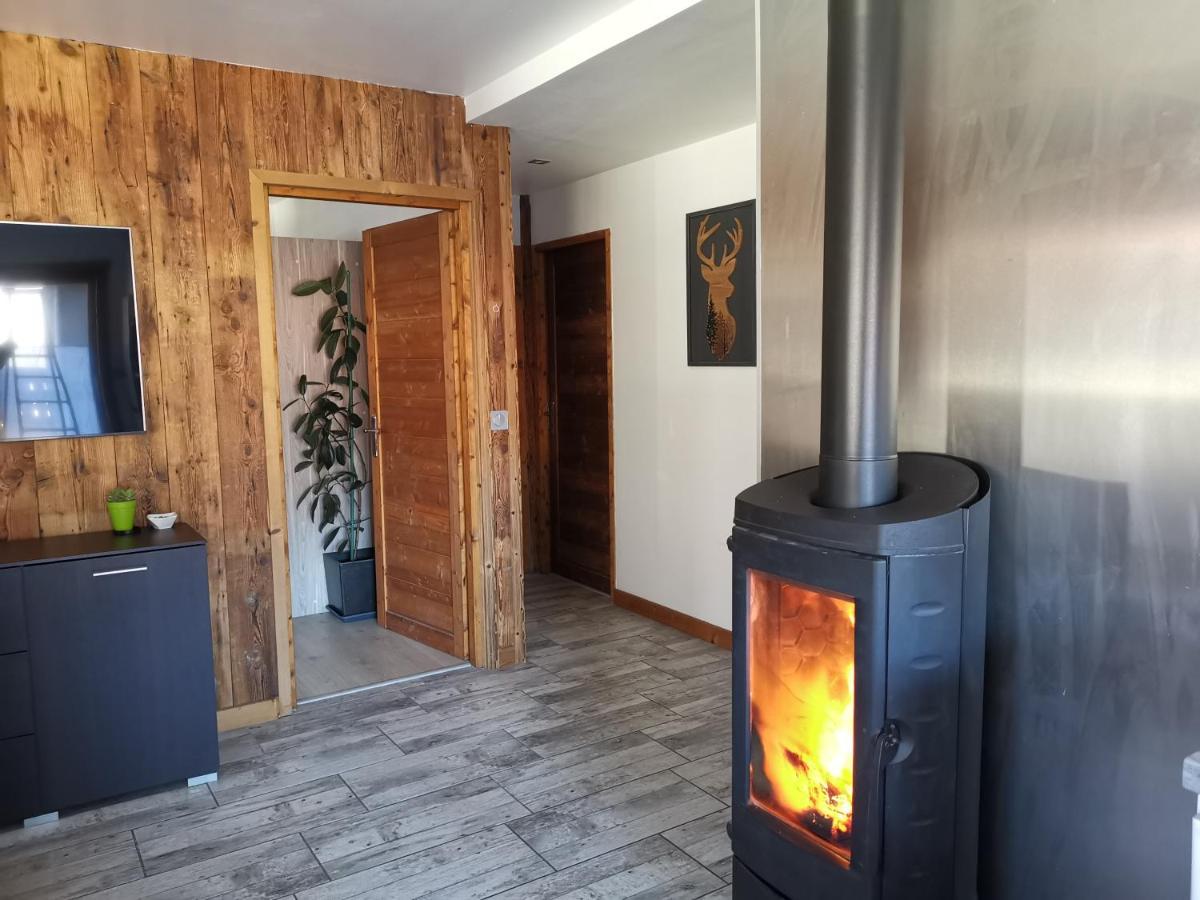 Maison De Village Au Pied Des 3 Vallees Villarlurin Dış mekan fotoğraf