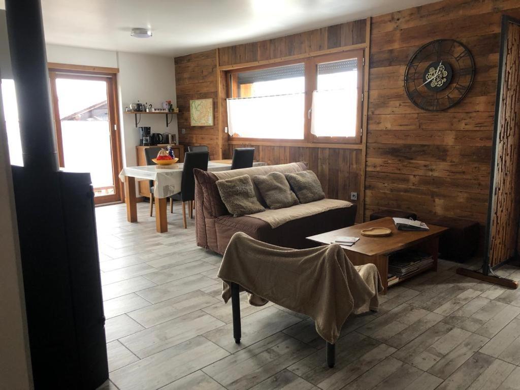 Maison De Village Au Pied Des 3 Vallees Villarlurin Dış mekan fotoğraf
