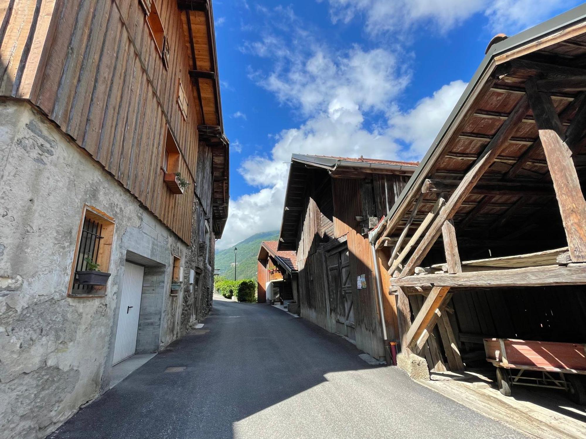 Maison De Village Au Pied Des 3 Vallees Villarlurin Dış mekan fotoğraf